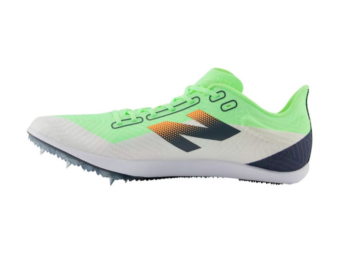 New Balance MD500 V9